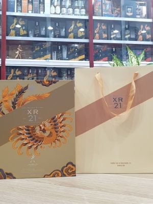 Rượu Whisky Johnnie Walker XR 21YO – Hộp Quà