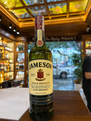 Rượu Whiskey Jameson Irish Whiskey