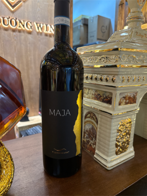 Rượu Vang Ý Piandimare Maja 1,5L