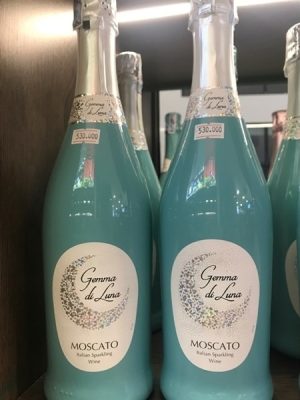Rượu Vang Sủi Ý Gemma di Luna Moscato